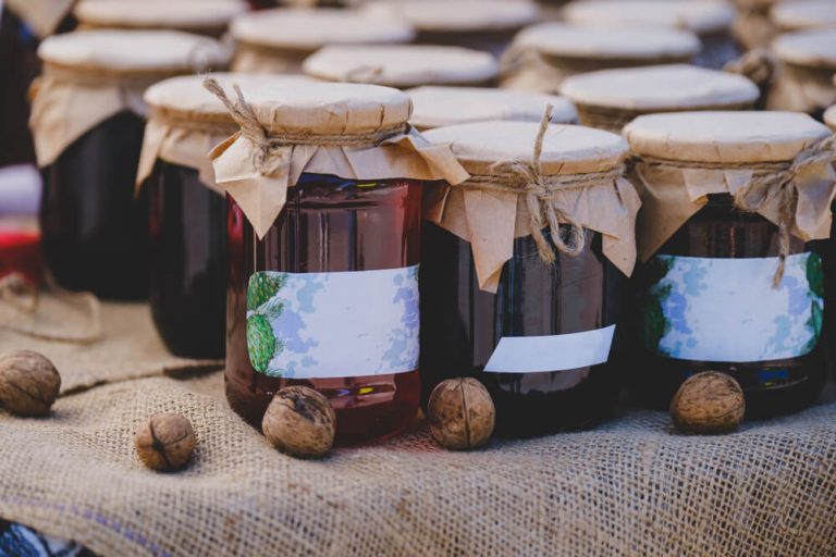 Étiquettes pour bocaux et conserves artisanales : personnalisez vos supports et commandez en ligne